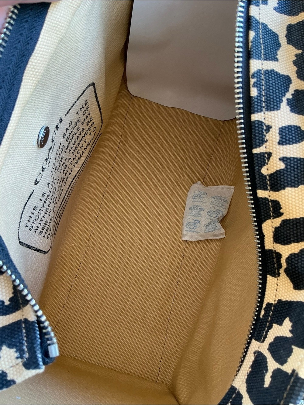 Coach Cargo Tote 26 Leopard Print Canvas Bag NWT - Picture 10 of 12